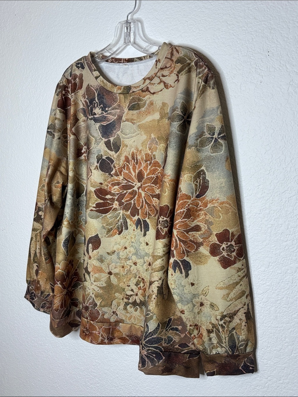 Women’s Floral Long Sleeve Top in Multicolor - Picture 3 of 6